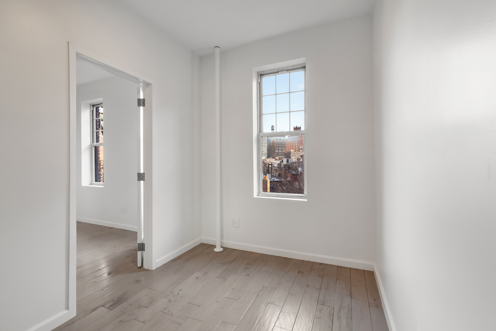 19 Christopher Street, Unit 18 Manhattan, NY 10014 - Photo 2 of 5