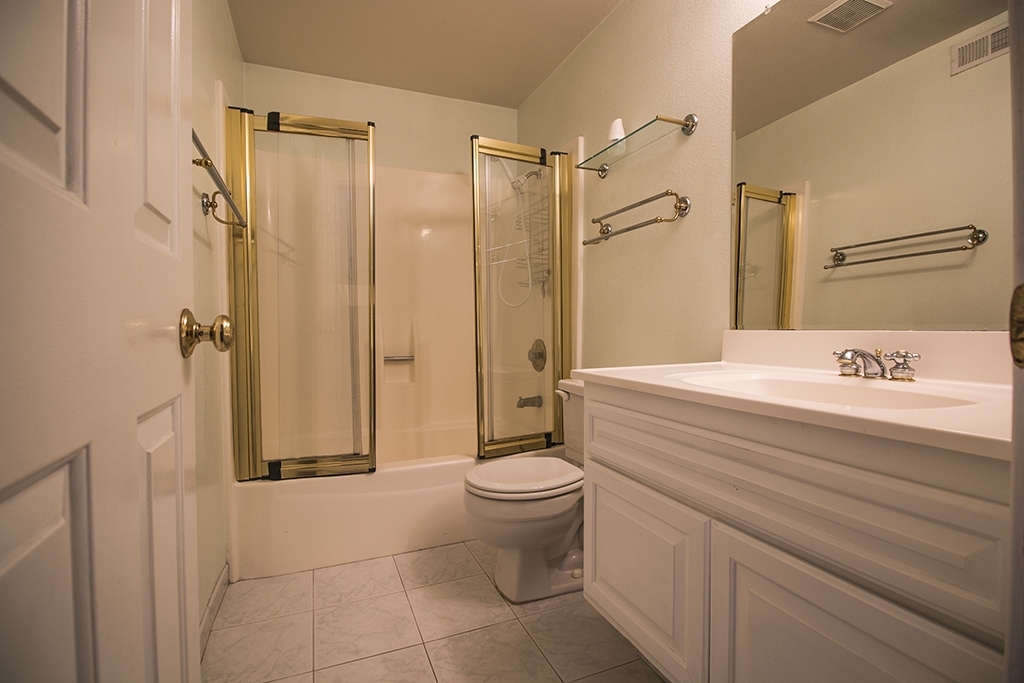 11127 Del Rio Road Spring Valley, CA 91978 - Photo 15 of 19 Gallery Image 15
