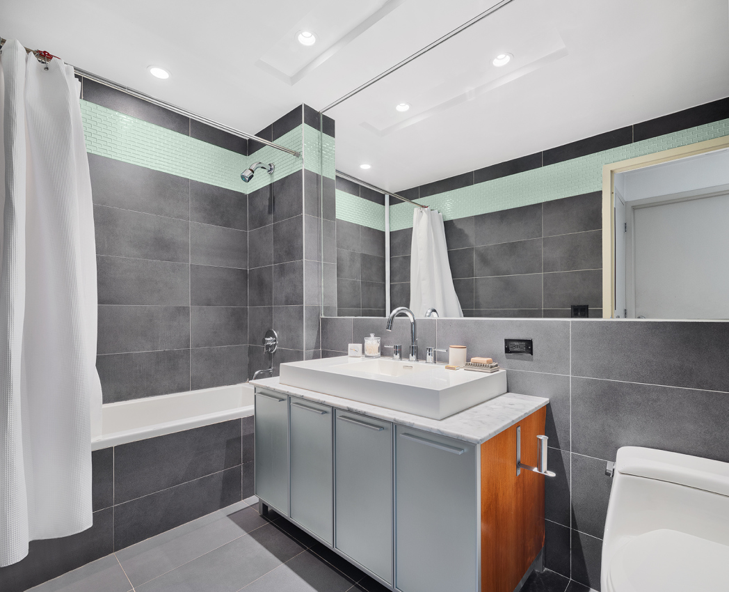 415 Leonard Street, Unit 3C Brooklyn, NY 11222 - Photo 6 of 9