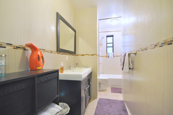 416 East 71st Street, Unit 22 Manhattan, NY 10021 - Photo 7 of 8