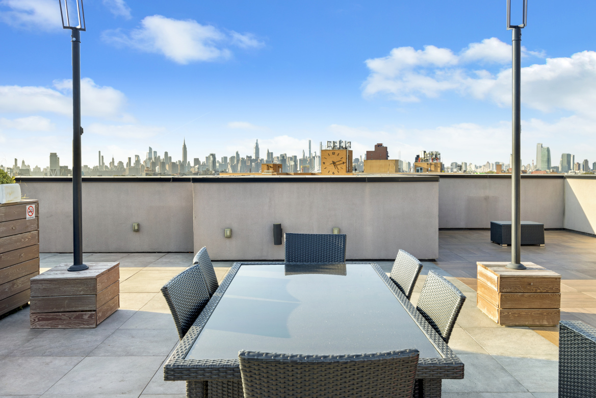 42 Maspeth Avenue, Unit 4D Brooklyn, NY 11211 - Photo 13 of 16