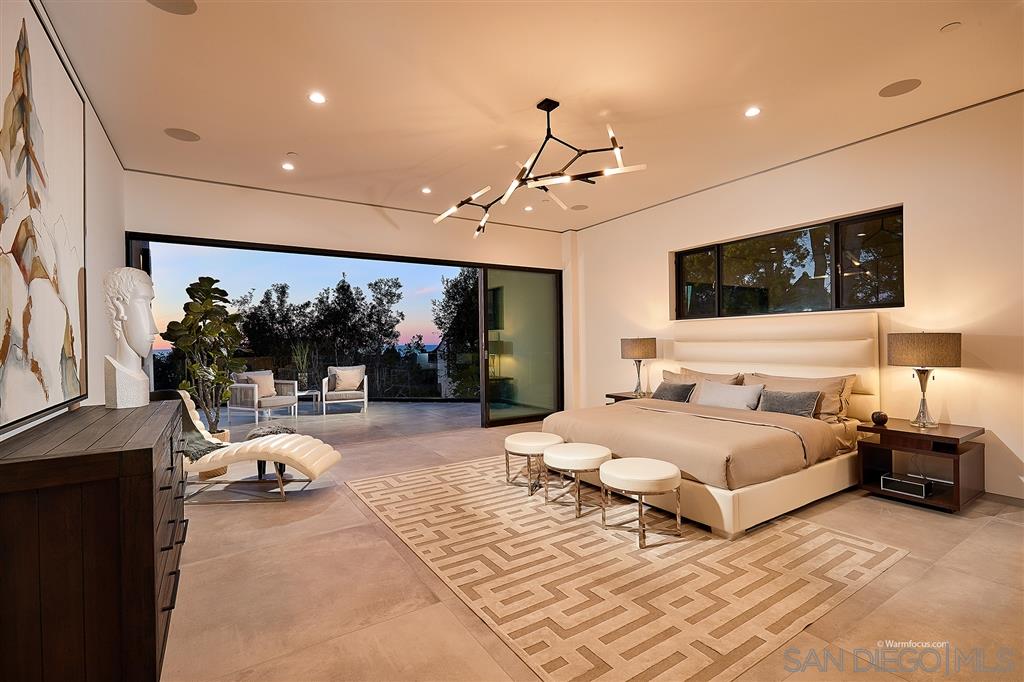 6708 Muirlands Drive La Jolla, CA 92037 - Photo 12 of 25