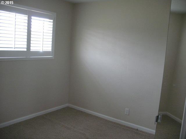 3020 Maple Drive Reedsport, OR 97467 - Photo 12 of 16 Gallery Image 12