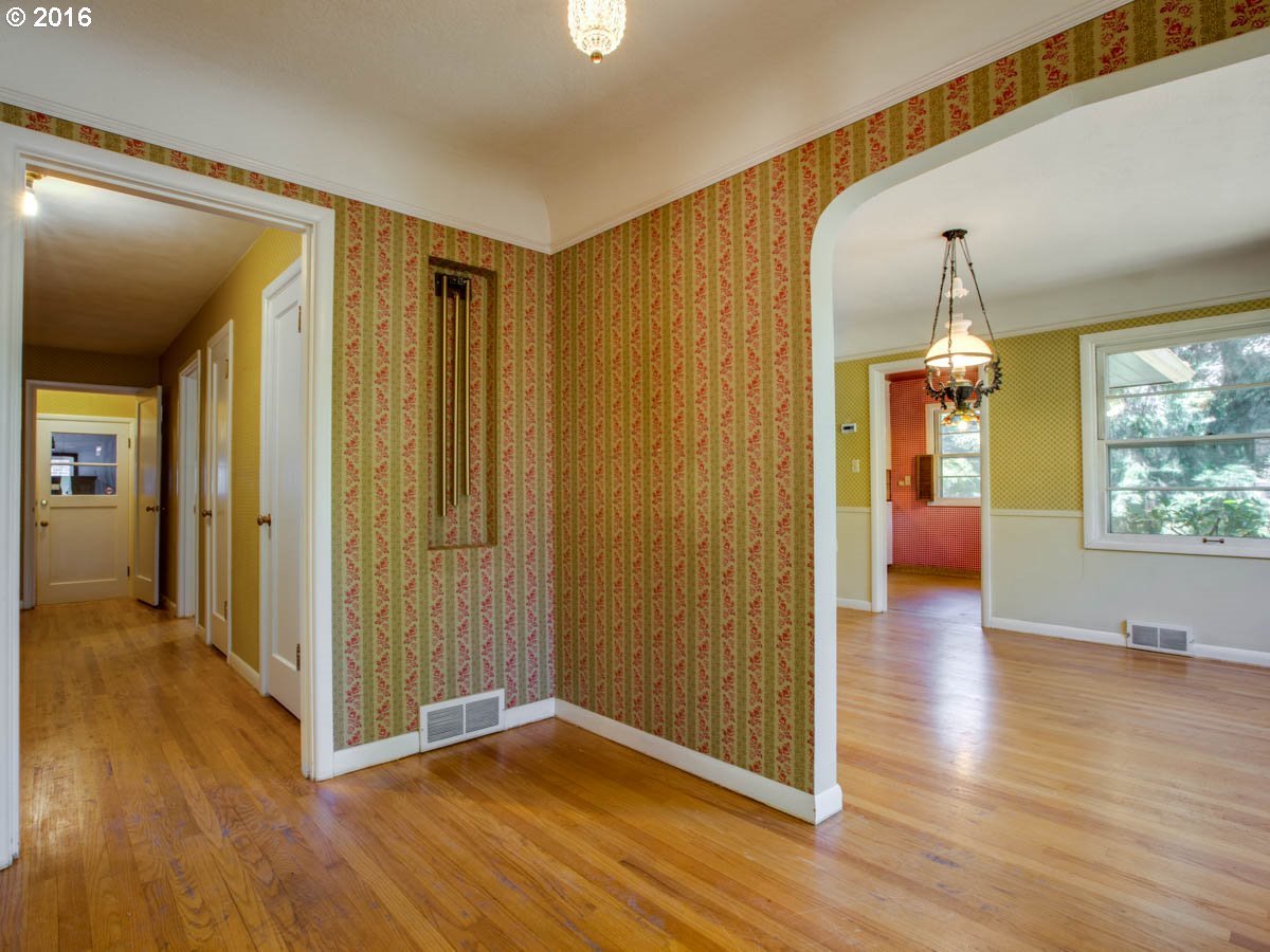 8725 Southwest Birchwood Road Portland, OR 97225 - Photo 2 of 19 Gallery Image 2