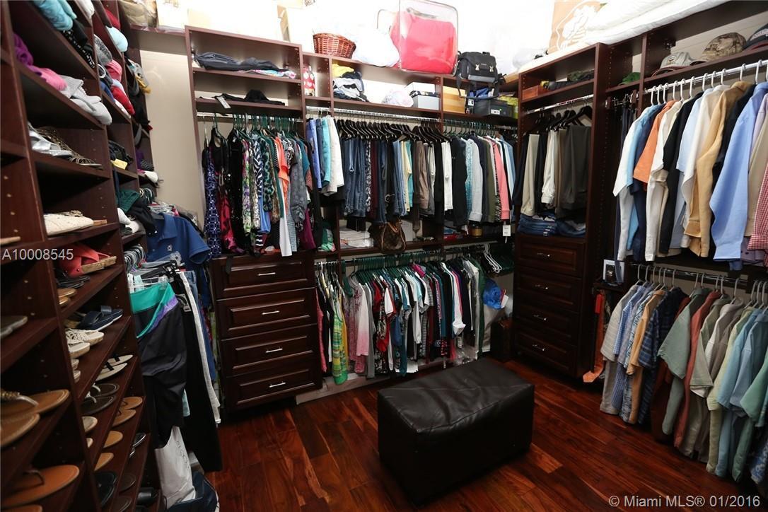 9445 Southwest 68th Street Miami, FL 33173 - Photo 18 of 35