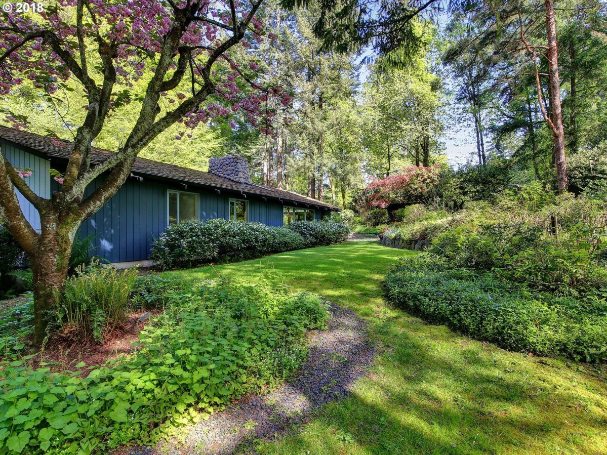 550 Southwest Glen Road Portland, OR 97219 - Photo 28 of 29 Gallery Image 28