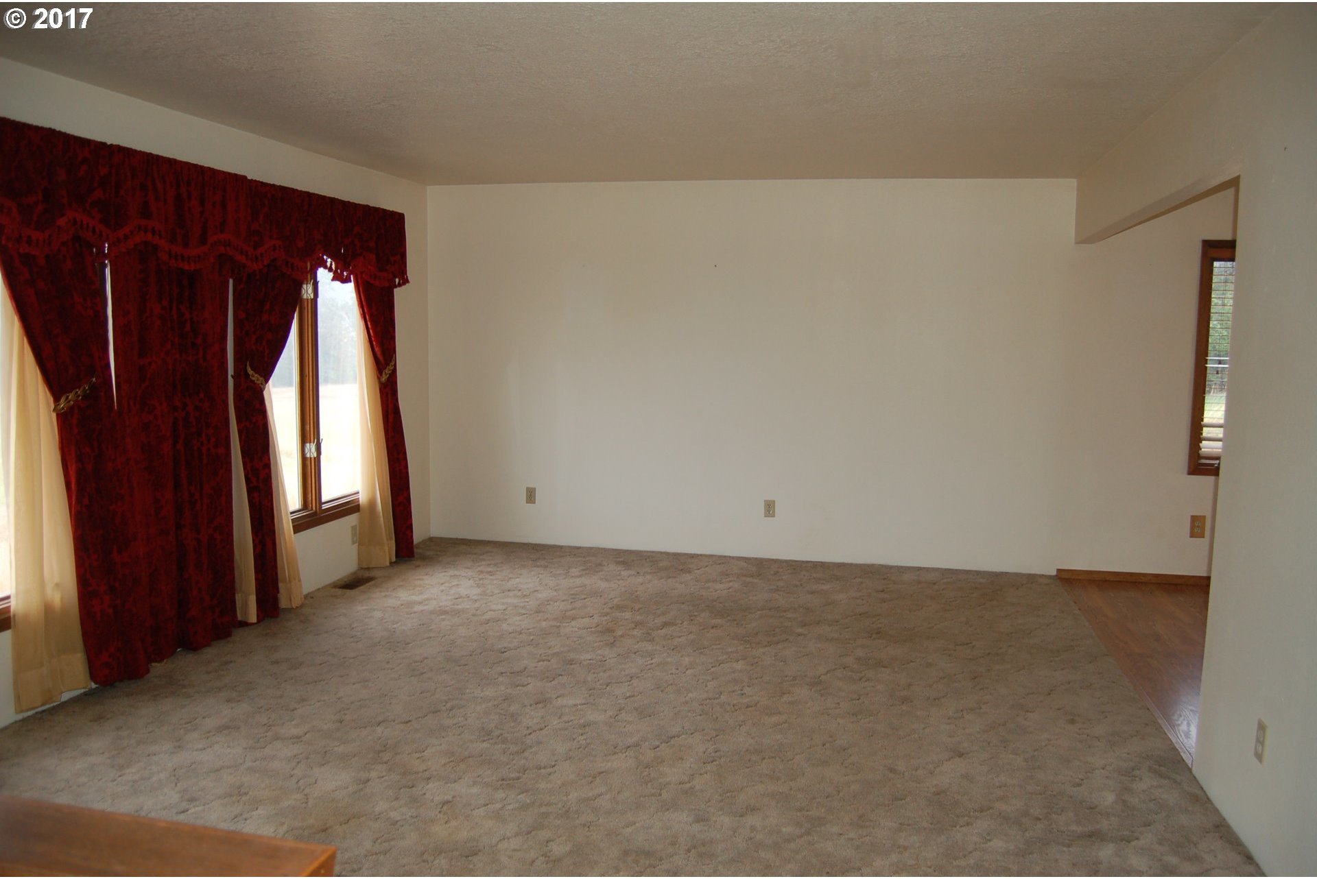 296 Standley Road Glide, OR 97443 - Photo 14 of 18 Gallery Image 14