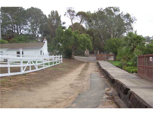 0 Arroyo Drive Encinitas, CA 92024 - Photo 4 of 10 Drive way access from Arroyo