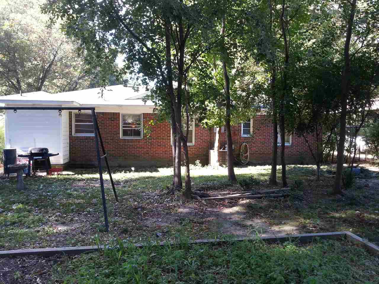 1650 Raymore Road Memphis, TN 38117 - Photo 4 of 12
