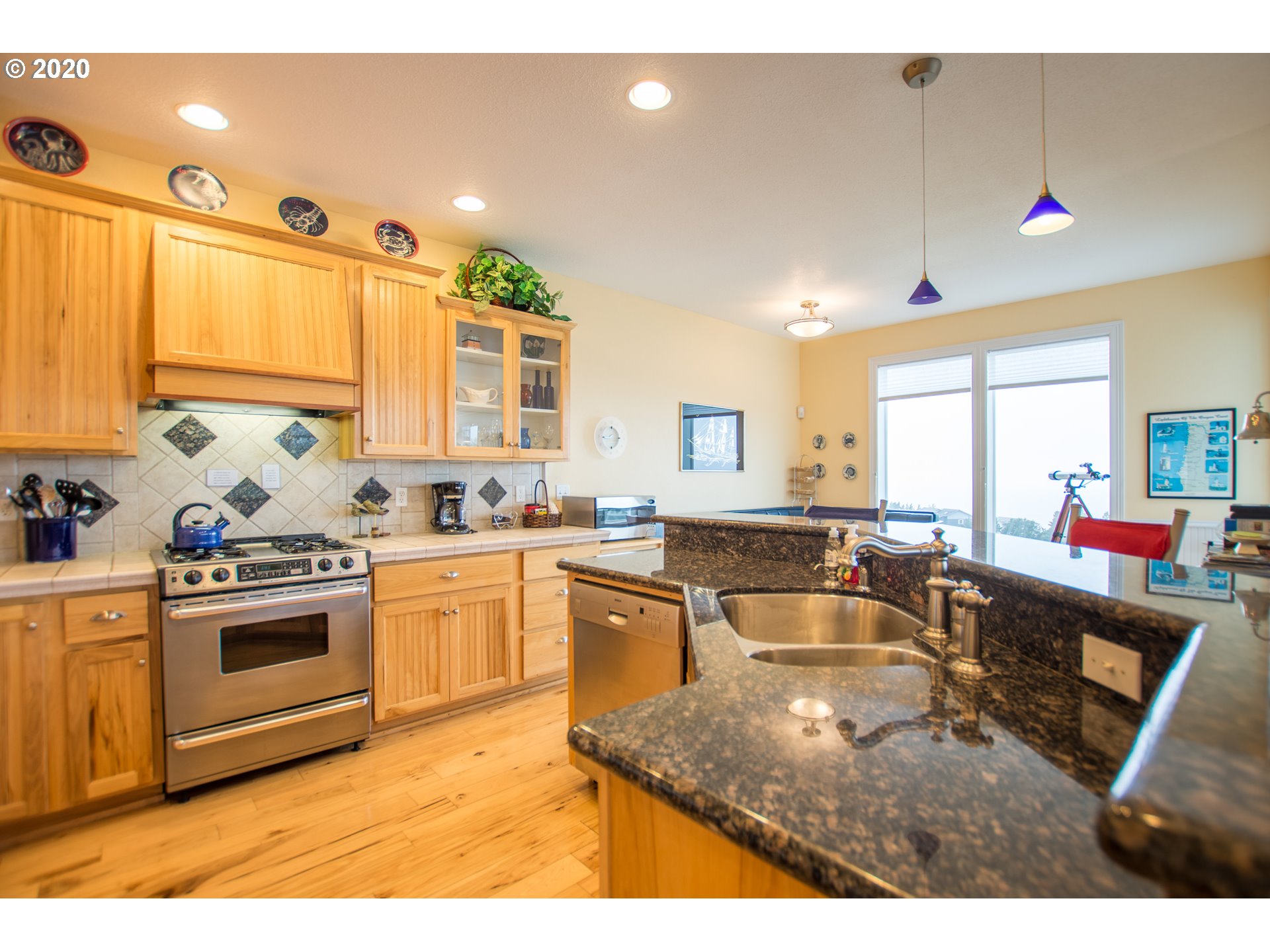 250 Reeder Street Oceanside, OR 97141 - Photo 9 of 32