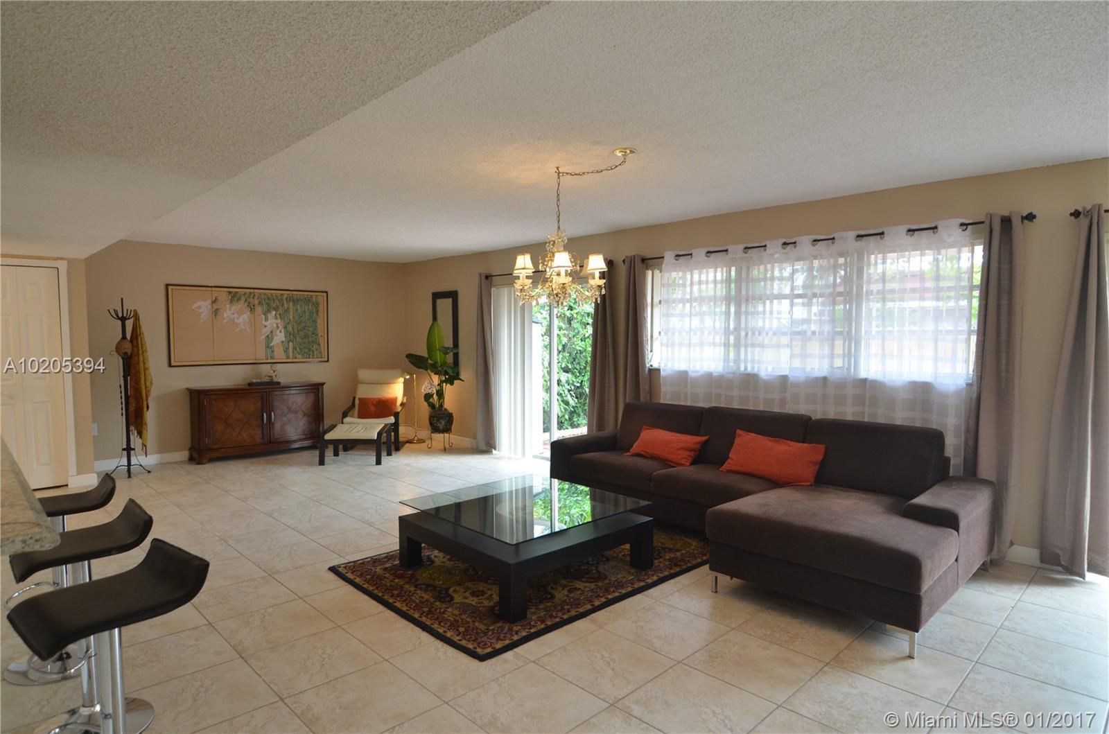 11570 Southwest 83rd Terrace Miami, FL 33173 - Photo 14 of 35
