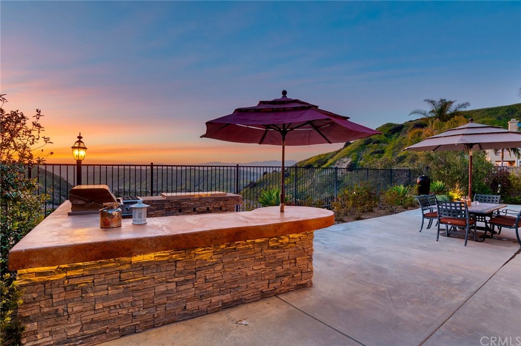 2106 Saltbush Circle Corona, CA 92882 - Photo 6 of 62