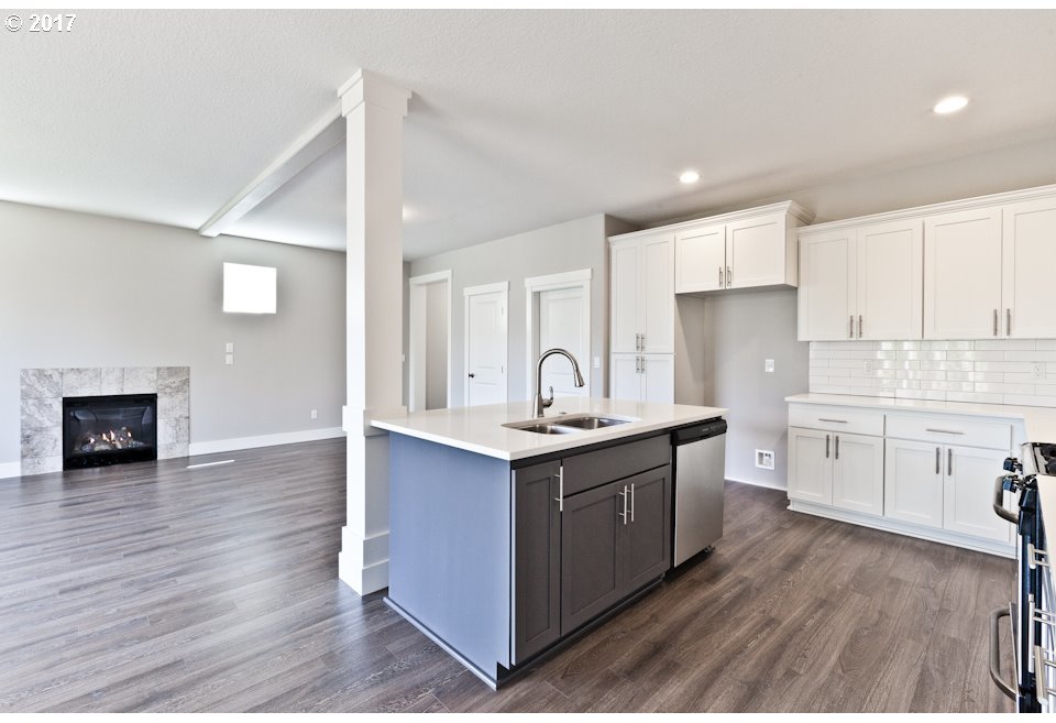 20182 Southwest Kinnaman Road Beaverton, OR 97078 - Photo 13 of 28 Gallery Image 13