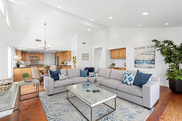 5612 Highgate Terrace Irvine, CA 92603 - Photo 10 of 40