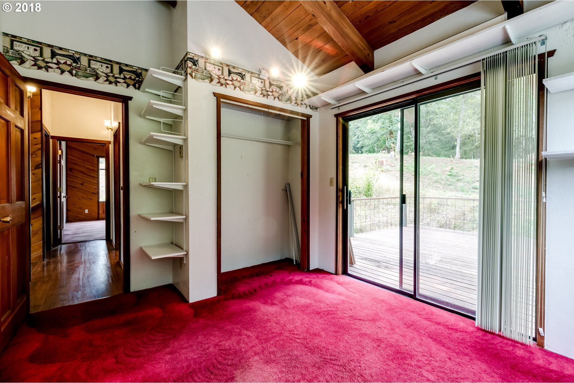 36363 McGowen Creek Road Springfield, OR 97478 - Photo 10 of 31 Gallery Image 10