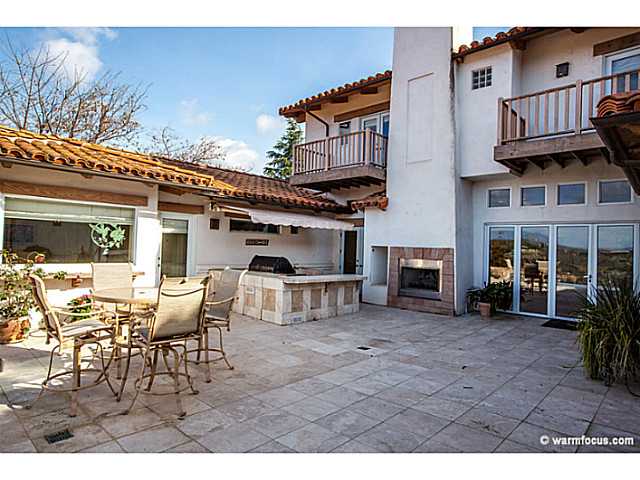 30643 Vía Maria Elena Bonsall, CA 92003 - Photo 18 of 25