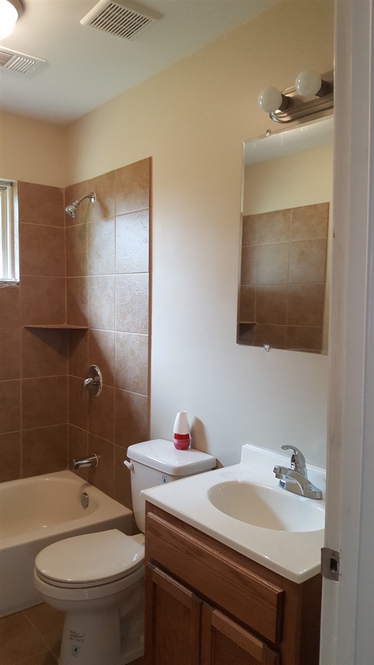 2831 Redwing Road Memphis, TN 38118 - Photo 5 of 15