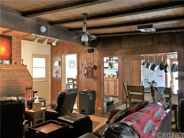 3061 Highview Avenue Altadena, CA 91001 - Photo 8 of 17