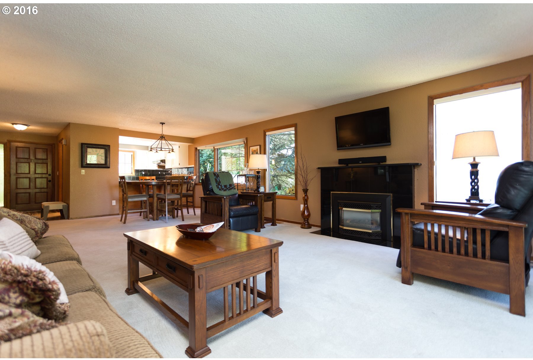 4401 Southwest Stephenson Street Portland, OR 97219 - Photo 11 of 32 Gallery Image 11