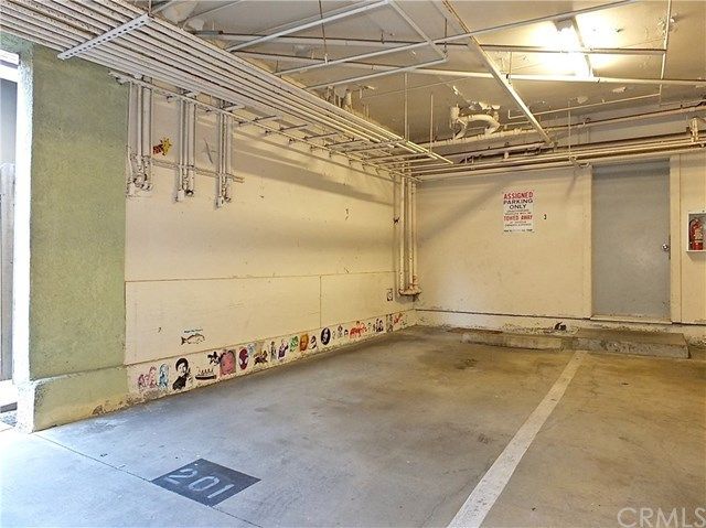 $390,000 | 1449 East 3rd Street, Unit 201, Long Beach, CA 90802