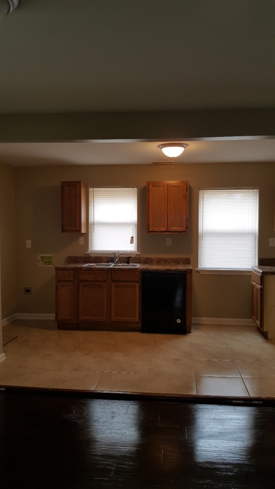 2831 Redwing Road Memphis, TN 38118 - Photo 12 of 15