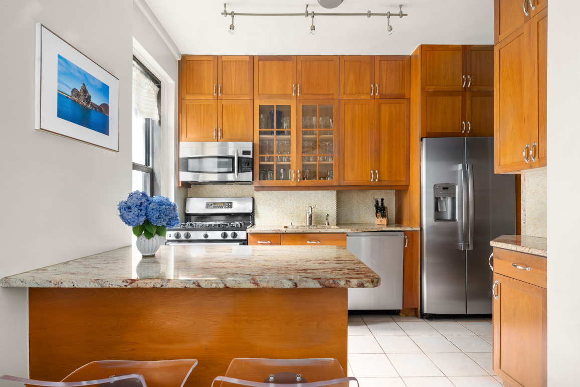 35 West 82nd Street, Unit 8A Manhattan, NY 10024 - Photo 8 of 15