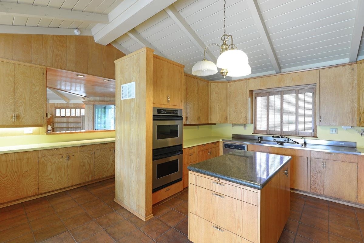 5935 Rutgers Road La Jolla, CA 92037 - Photo 6 of 24 Gallery Image 6
