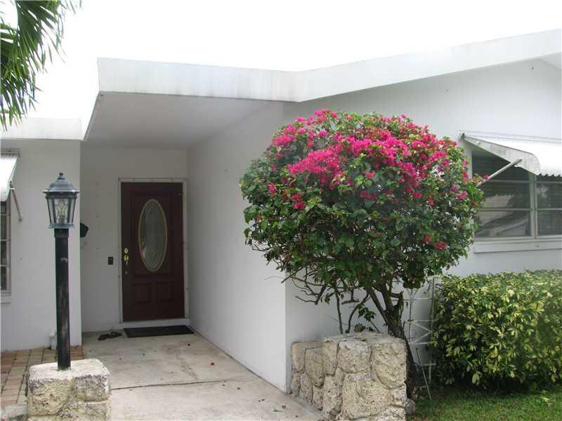 1656 West River Drive Margate, FL 33063 - Photo 2 of 29