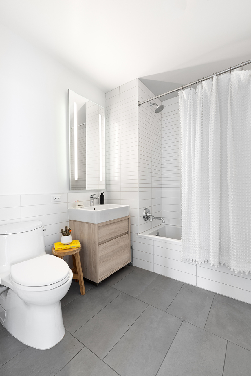 416 Kent Avenue, Unit 1008 Brooklyn, NY 11249 - Photo 7 of 8