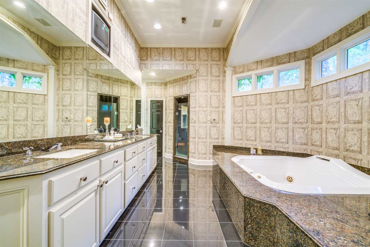 519 South Shady Grove Road Memphis, TN 38120 - Photo 13 of 25 Gallery Image 13