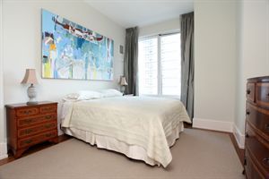 255 East 74th Street, Unit 11B Manhattan, NY 10021 - Photo 5 of 6