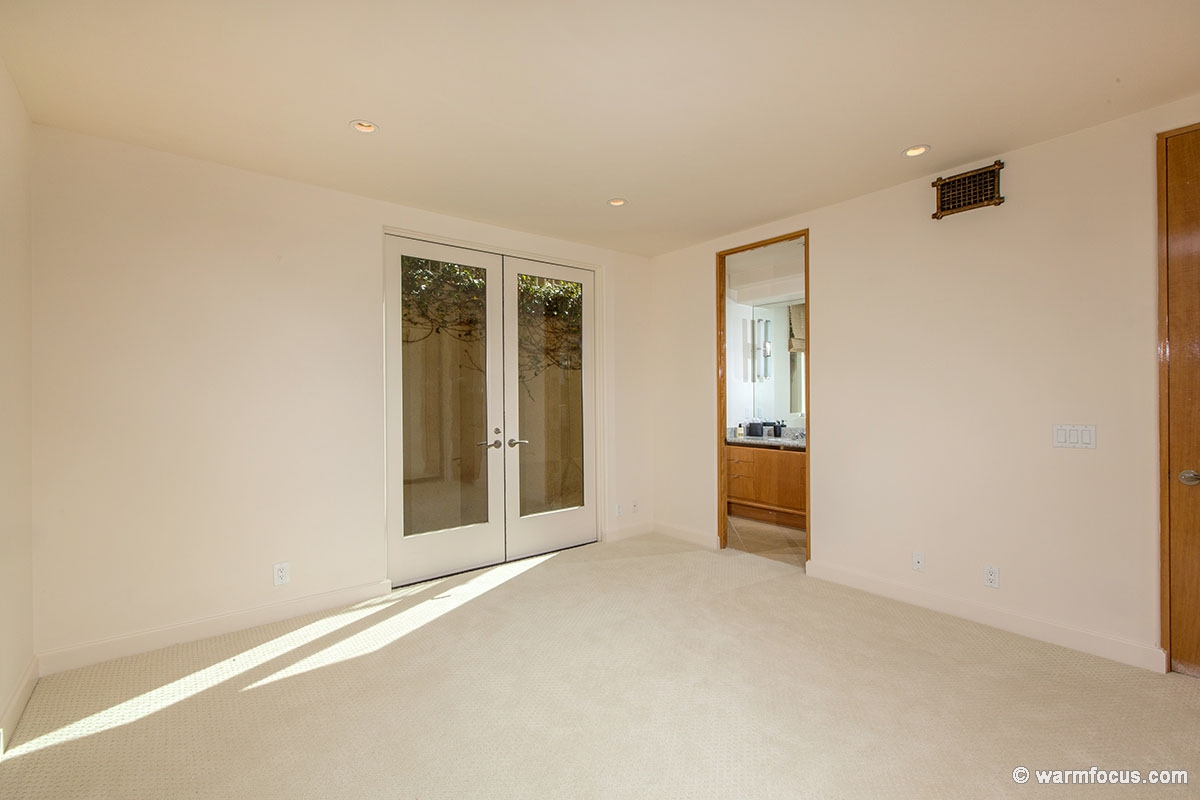 5486 Rutgers Road La Jolla, CA 92037 - Photo 14 of 25