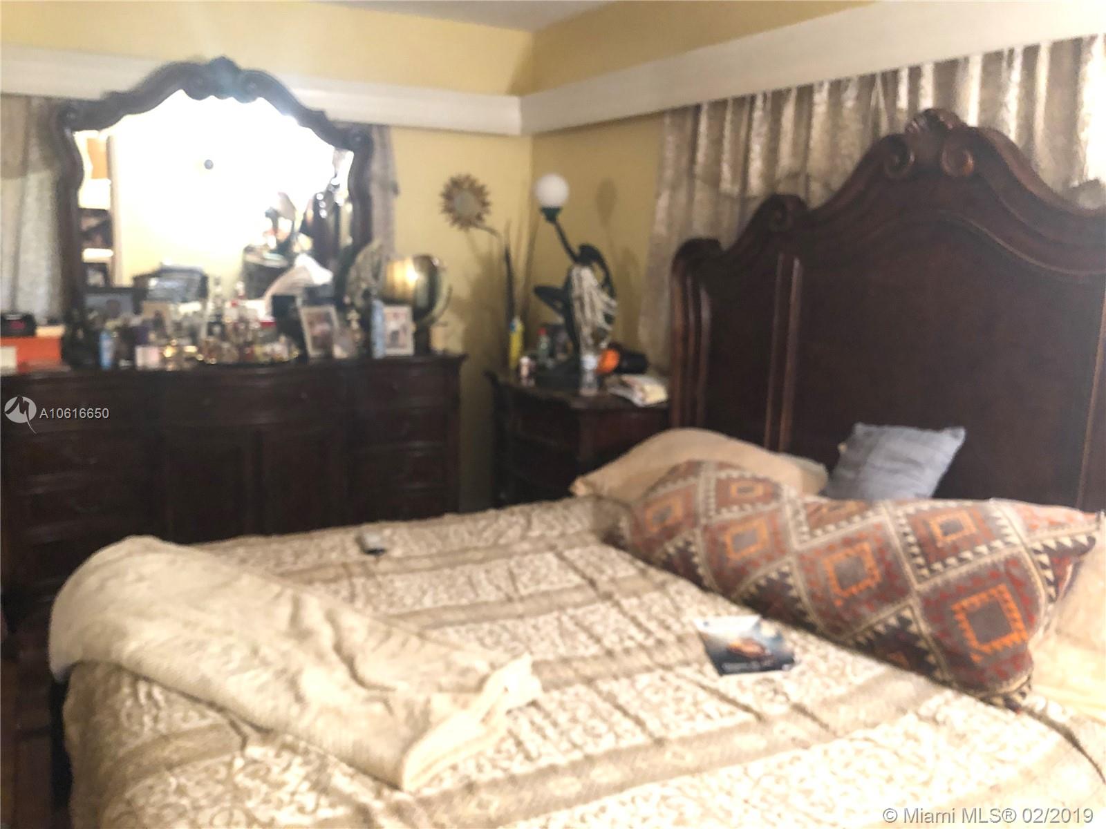 40 Sutton Road West Park, FL 33023 - Photo 10 of 32 Gallery Image 10