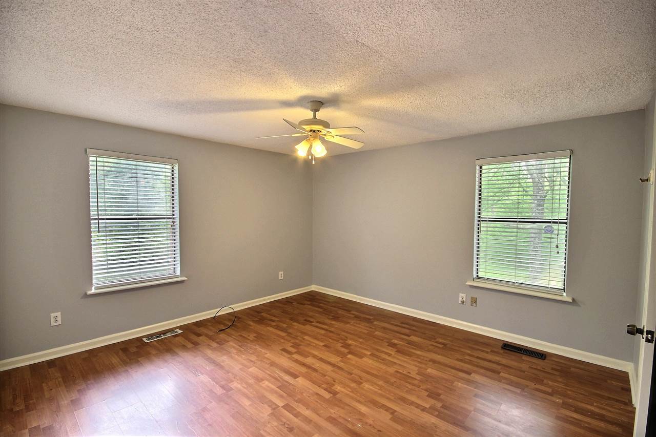 4540 Raleigh Lagrange Drive Collierville, TN 38017 - Photo 8 of 25 Gallery Image 8