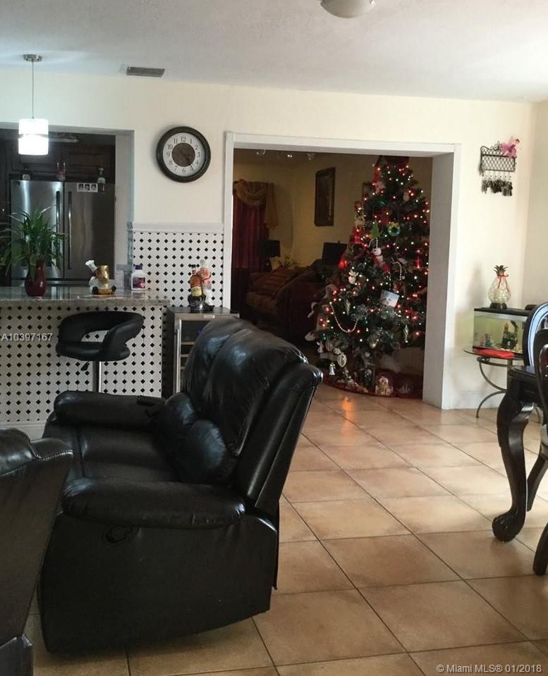 11001 Southwest 56th Street Miami, FL 33165 - Photo 17 of 18