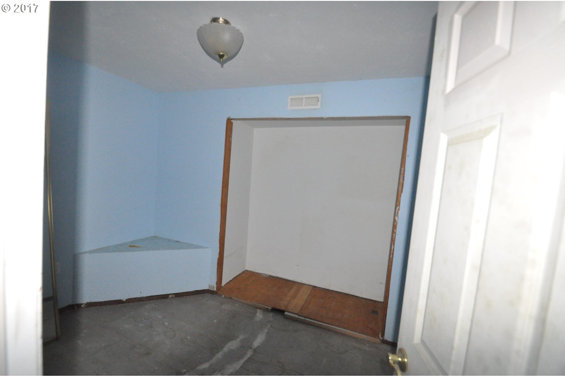68135 Meissner Road Deer Island, OR 97054 - Photo 16 of 22 Gallery Image 16