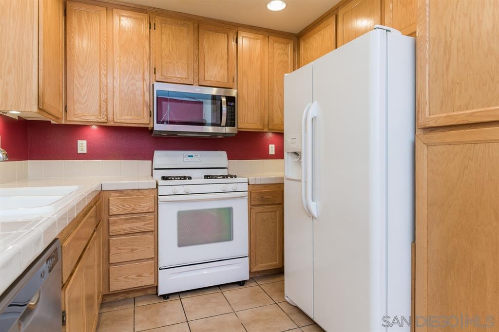 4022 Craven Road, Unit 23 Oceanside, CA 92057 - Photo 6 of 25