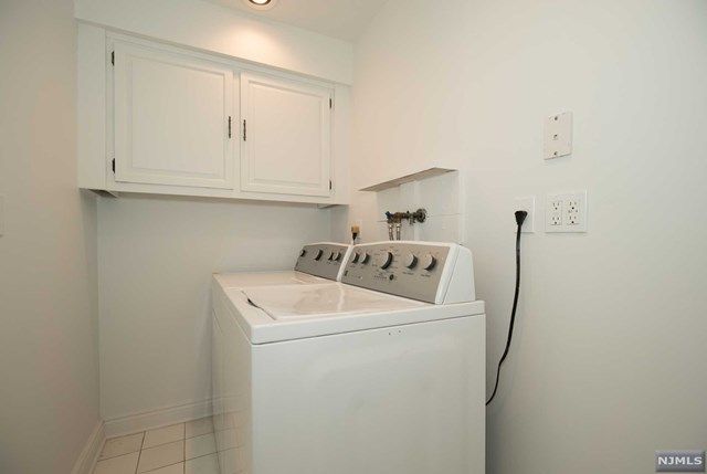 29 Long Valley Road Lodi, NJ 07644 - Photo 17 of 25 Gallery Image 17