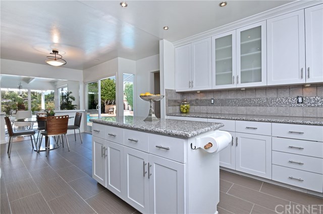 4406 Coronet Drive Encino, CA 91316 - Photo 13 of 44