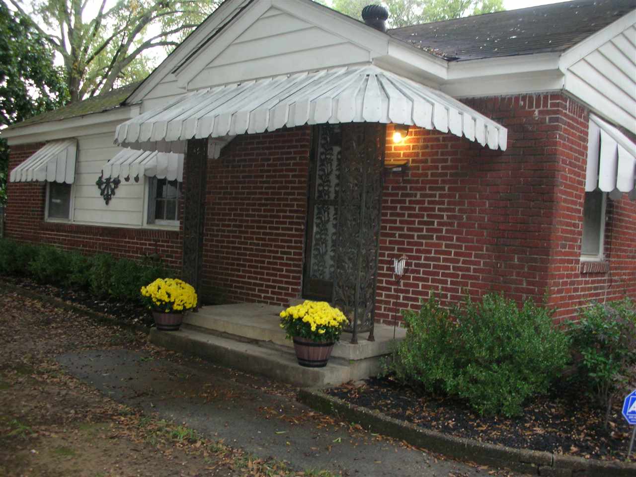 4602 Owen Road Memphis, TN 38122 - Photo 1 of 21 Gallery Image 1