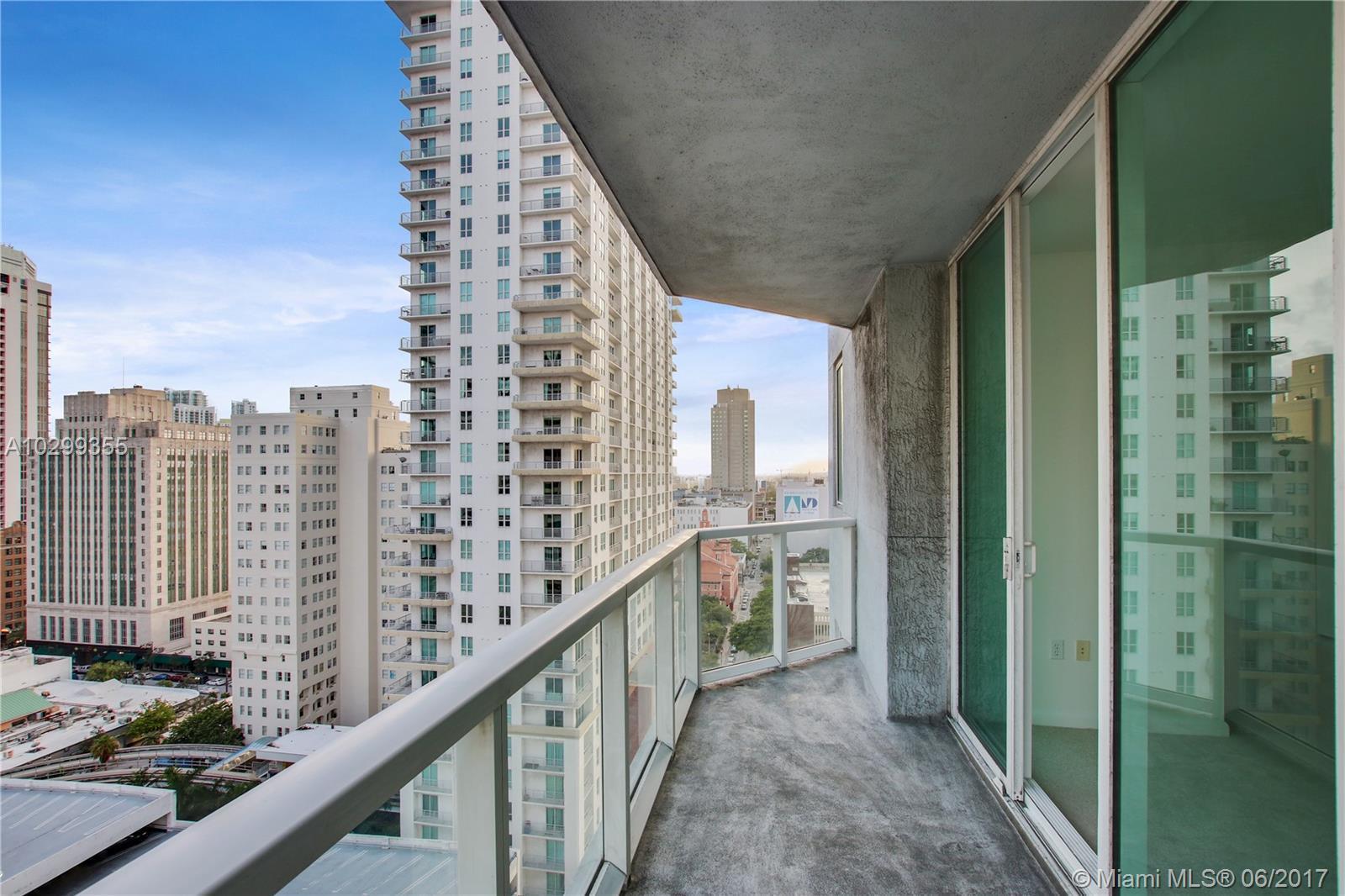 253 Northeast 2nd Street, Unit 1710 Miami, FL 33132 - Photo 5 of 35