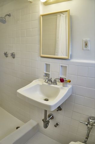 $775,000 | 122 Ashland Place, Unit 14B | Downtown Brooklyn