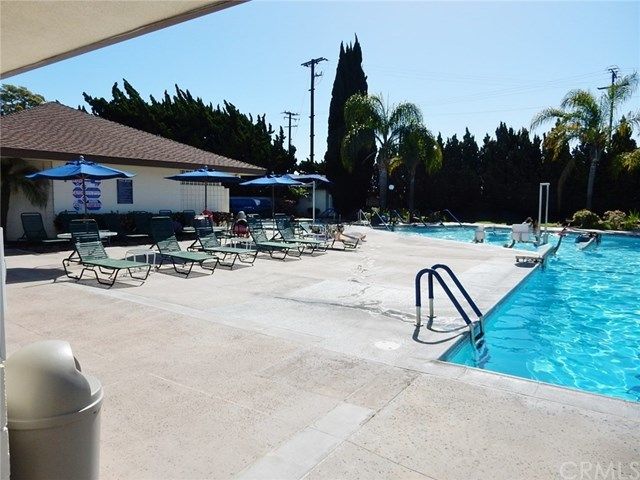 $235,000 | 1461 Monterey Road, Unit M2 #28E, Seal Beach, CA 90740