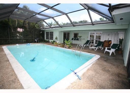 7020 Gleneagle Drive Miami Lakes, FL 33014 - Photo 4 of 15