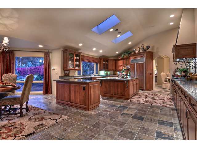 5802 Lago Lindo Rancho Santa Fe, CA 92067 - Photo 7 of 25 Gallery Image 7