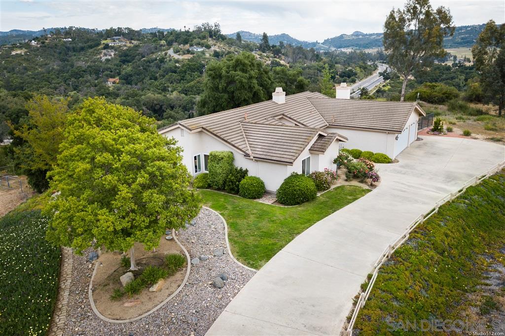 28752 Canyon Road Valley Center, CA 92082 - Photo 19 of 25