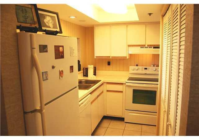 540 Brickell Key Drive, Unit 1201 Miami, FL 33131 - Photo 6 of 13