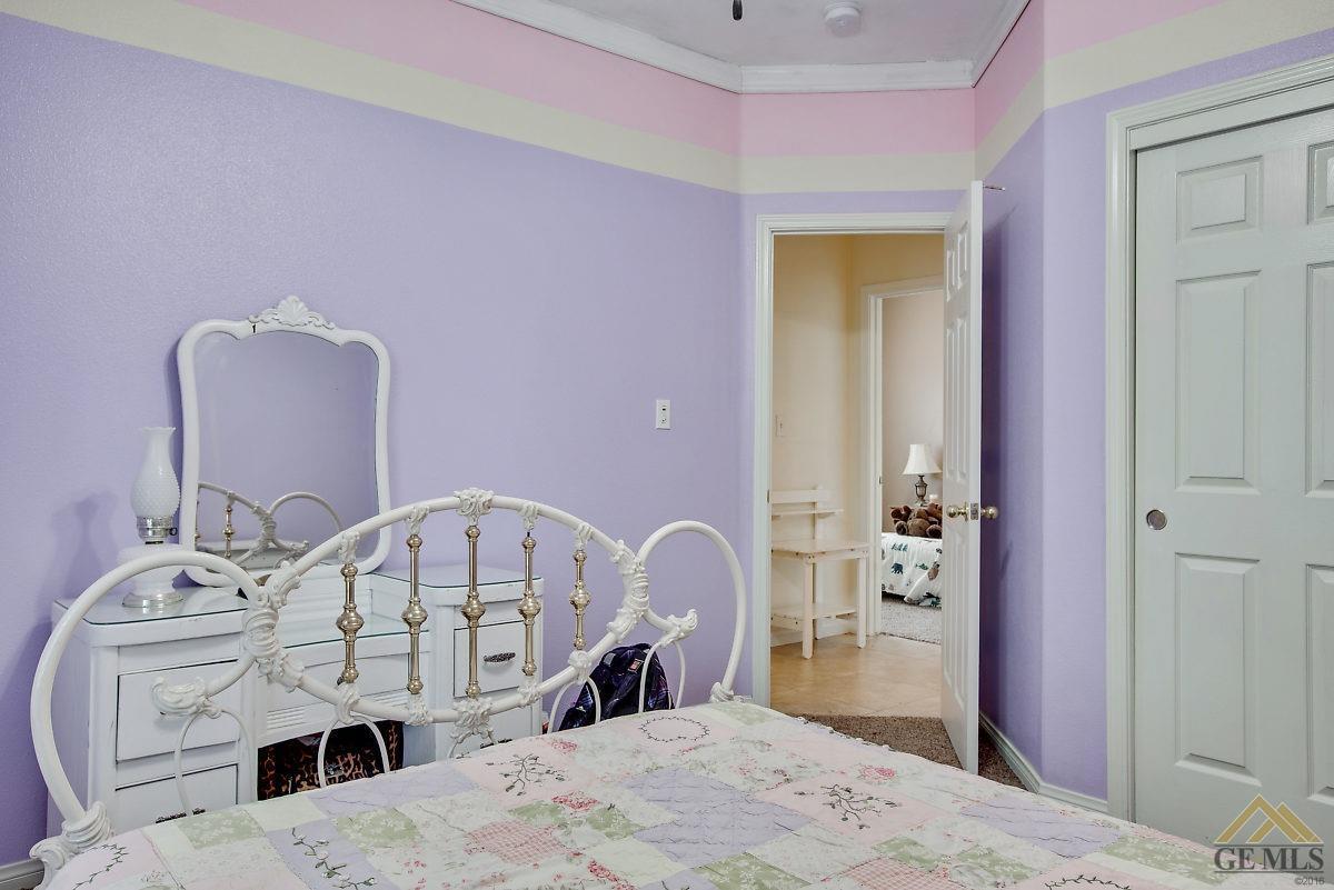 3601 Campfire Drive Bakersfield, CA 93312 - Photo 32 of 40