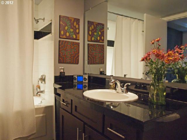 6665 West Burnside Road, Unit 432 Portland, OR 97225 - Photo 1 of 16 Gallery Image 1