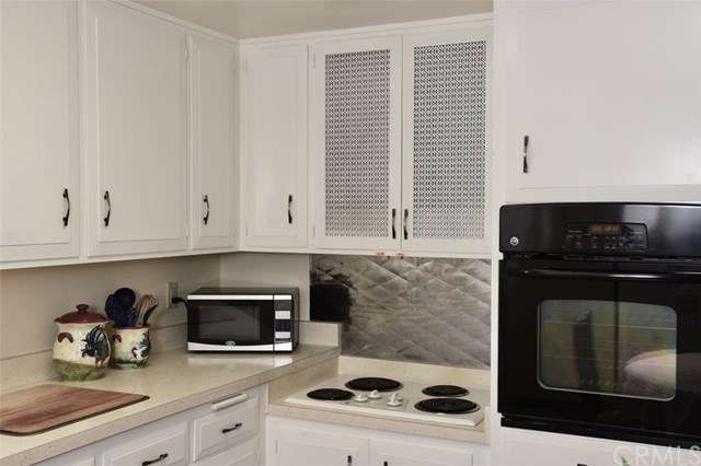 13881 Thunderbird Drive, Unit 64K Seal Beach, CA 90740 - Photo 13 of 21 View of cooking appliances.